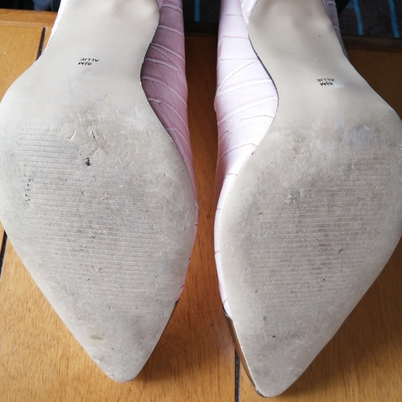 Pink shoes with chrome toe - Picture 4 of 11